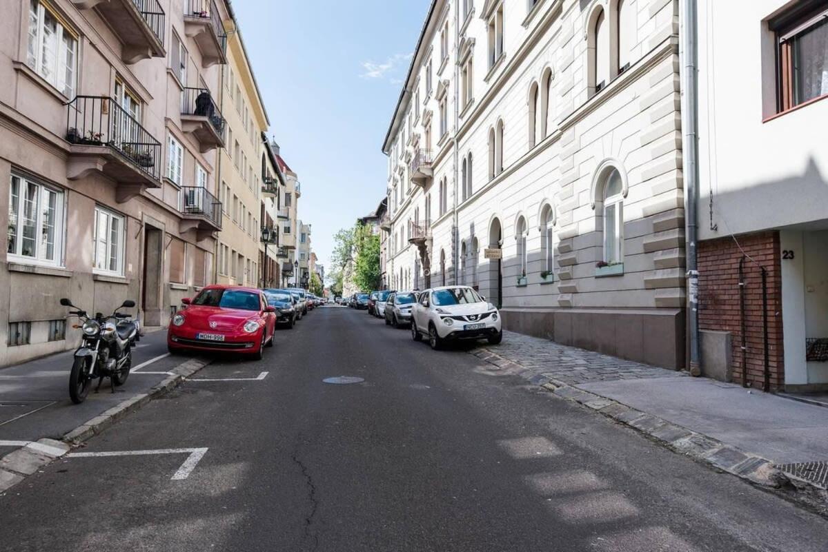 Trendy Central Apartment At Castle Budapest Exterior photo